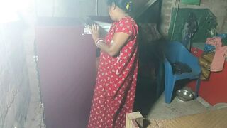 Indian Bengali aunty enjoyed leaving naked